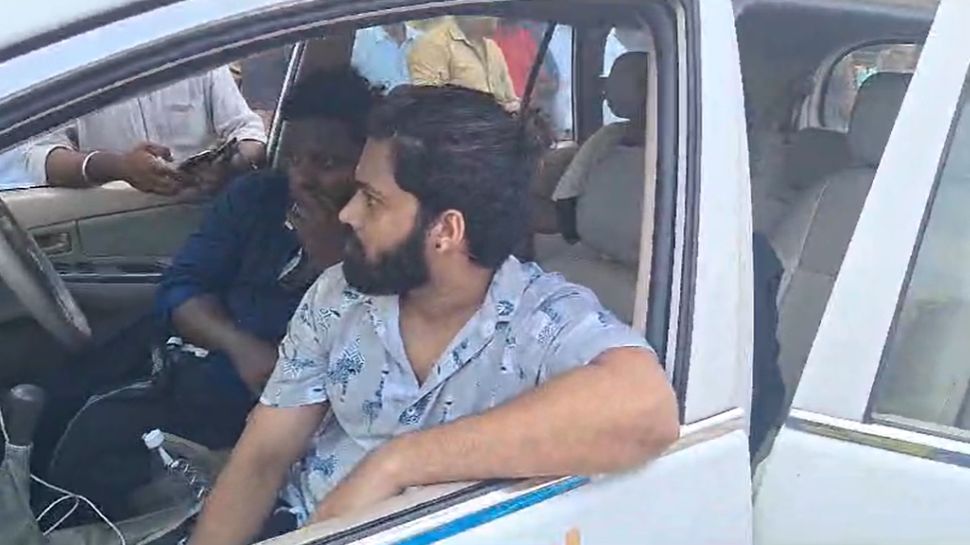 Three Got Arrested Who Try To Sell Ambergris At Thrissur Duping As