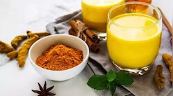 Turmeric Milk: രാത്രി ഉറങ്ങാൻ പോകുന്നതിന് മുൻപ് മഞ്ഞൾ പാൽ കുടിക്കാം; ആരോ​ഗ്യത്തിന് അത്യുത്തമം