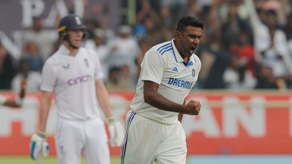Ravichandran Ashwin: ടെസ്റ്റ് ക്രിക്കറ്റിൽ 500 വിക്കറ്റ്; അഭിമാന നേട്ടം സ്വന്തമാക്കി രവിചന്ദ്രന് അശ്വിന് Ravichandran Ashwin: ടെസ്റ്റ് ക്രിക്കറ്റിൽ 500 വിക്കറ്റ്; അഭിമാന നേട്ടം സ്വന്തമാക്കി രവിചന്ദ്രന് അശ്വിന്