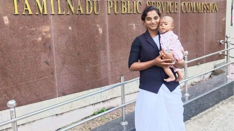 പ്രസവം കഴിഞ്ഞ് രണ്ടാം ദിനം പരീക്ഷ; ഗോത്ര വിഭാഗത്തിലെ ആദ്യ വനിതാ ജഡ്ജിയായി ശ്രീപതി