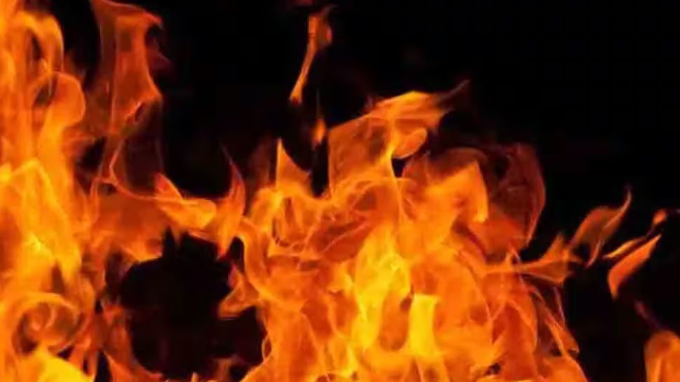 Heatwave Alert: അന്തരീക്ഷ താപനില ഉയരുന്നു; മാലിന്യ സംഭരണ കേന്ദ്രങ്ങളിൽ തീപിടിത്തം തടയാൻ ജാഗ്രത നിർദേശം Heatwave Alert: അന്തരീക്ഷ താപനില ഉയരുന്നു; മാലിന്യ സംഭരണ കേന്ദ്രങ്ങളിൽ തീപിടിത്തം തടയാൻ ജാഗ്രത നിർദേശം