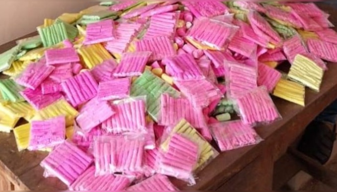 Rhodamine B: ഉത്സവപ്പറമ്പിലെ ചോക്ക് മിഠായിൽ കാൻസറിന് കാരണമാകുന്ന രാസവസ്തു; പിടിച്ചെടുത്ത് ഭക്ഷ്യസുരക്ഷാ വകുപ്പ്