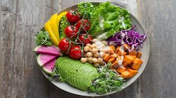 Foods for Natural Glow: നിങ്ങളുടെ ചര്‍മ്മത്തിന് ഏറ്റവും ഉത്തമം, ഈ ഭക്ഷണ പദാര്‍ത്ഥങ്ങള്‍ കഴിക്കാന്‍ മടിക്കരുത്