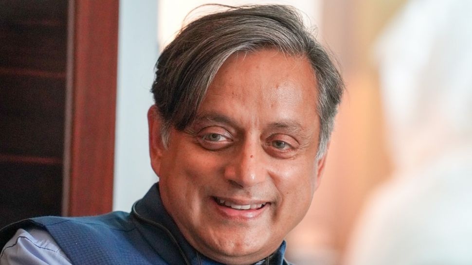 Shashi Tharoor Assets | തരൂരിന് 56.06 കോടി രൂപയുടെ സ്വത്ത്, ഭൂ സ്വത്ത് മാത്രം 6.75 കോടി Shashi Tharoor Assets | തരൂരിന് 56.06 കോടി രൂപയുടെ സ്വത്ത്, ഭൂ സ്വത്ത് മാത്രം 6.75 കോടി