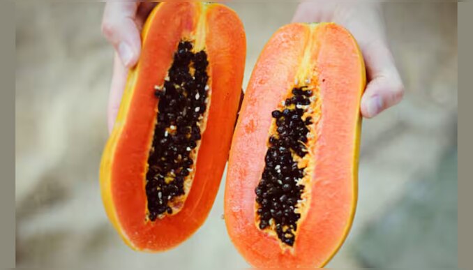 Diabetes Tips: വെറും വയറ്റിൽ പപ്പായ കഴിക്കുന്നത് ഈ 5 ​ഗുണങ്ങൾ നിങ്ങൾക്ക് നൽകും! എന്നാൽ ഇത്തരക്കാർക്ക് പണികിട്ടും
