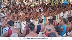തൃശൂർ പൂരത്തിന്റെ ആവേശക്കാഴ്ചയായ കുടമാറ്റത്തിന് സാക്ഷിയായി ജനസാഗരം