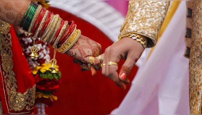 UP Marriage News: അറിയില്ലെങ്കിൽ പഠിച്ചോളൂ ഇല്ലെങ്കിൽ പണി പാളും...! വരൻ രണ്ടിന്റെ ഗുണന പട്ടിക പറഞ്ഞില്ല; വധു ചെയ്തത്...
