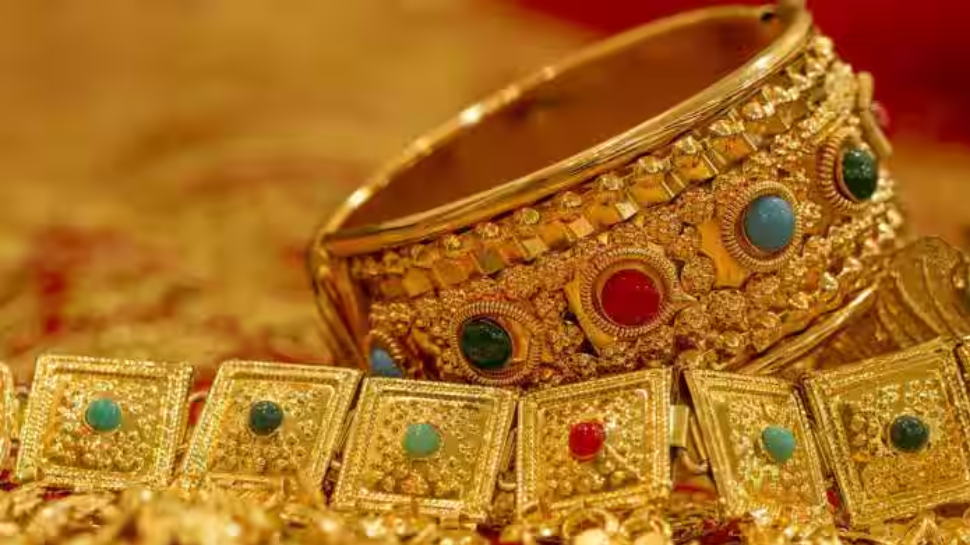 Kerala Gold Price Today: സംസ്ഥാനത്ത് സ്വർണ്ണവില താഴോട്ട്! ഇന്നത്തെ വിലയിൽ ആശ്വസിക്കാം Kerala Gold Price Today: സംസ്ഥാനത്ത് സ്വർണ്ണവില താഴോട്ട്! ഇന്നത്തെ വിലയിൽ ആശ്വസിക്കാം