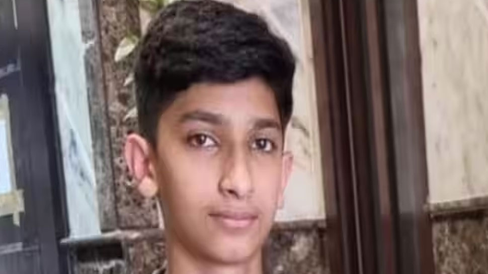 UAE: യുഎഇയിൽ കാണാതായിരുന്ന 17 കാരനെ മരിച്ച നിലയിൽ കണ്ടെത്തി UAE: യുഎഇയിൽ കാണാതായിരുന്ന 17 കാരനെ മരിച്ച നിലയിൽ കണ്ടെത്തി