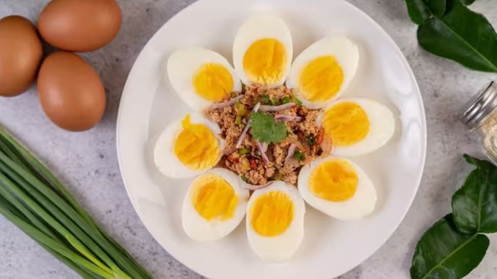 Eggs Benefits: പോഷകങ്ങളാൽ സമ്പന്നം; വേനൽക്കാല ഡയറ്റിൽ മുട്ട ചേർക്കേണ്ടതിന്റെ പ്രധാന്യം അറിയാം Eggs Benefits: പോഷകങ്ങളാൽ സമ്പന്നം; വേനൽക്കാല ഡയറ്റിൽ മുട്ട ചേർക്കേണ്ടതിന്റെ പ്രധാന്യം അറിയാം