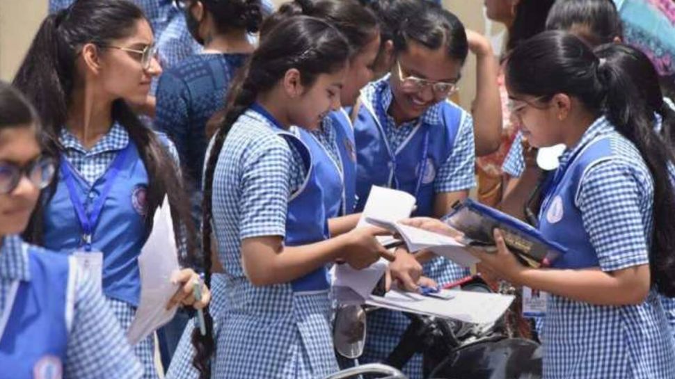 Kerala SSLC Result 2024 Declared: എസ്എസ്എൽസി ഫലം പ്രഖ്യാപിച്ചു; 99.69 വിജയശതമാനം, 71,831 പേർക്ക് മുഴുവൻ എ പ്ലസ് Kerala SSLC Result 2024 Declared: എസ്എസ്എൽസി ഫലം പ്രഖ്യാപിച്ചു; 99.69 വിജയശതമാനം, 71,831 പേർക്ക് മുഴുവൻ എ പ്ലസ്