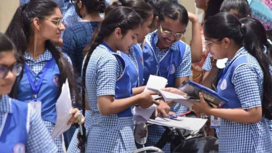 Kerala SSLC Result 2024 Declared: എസ്എസ്എൽസി ഫലം പ്രഖ്യാപിച്ചു; 99.69 വിജയശതമാനം, 71,831 പേർക്ക് മുഴുവൻ എ പ്ലസ്