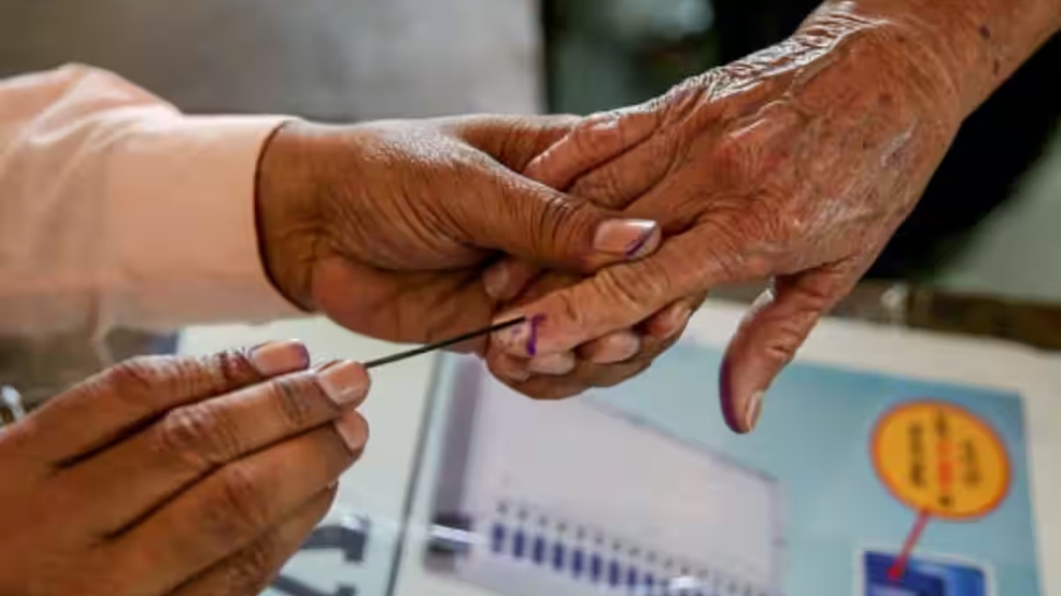 Lok Sabha Election 2024: ലോക്സഭ തിരഞ്ഞെടുപ്പ്: നാലാം ഘട്ട വോട്ടെടുപ്പ് ആരംഭിച്ചു, ജനവിധി തേടുന്നത് 96 മണ്ഡലങ്ങൾ Lok Sabha Election 2024: ലോക്സഭ തിരഞ്ഞെടുപ്പ്: നാലാം ഘട്ട വോട്ടെടുപ്പ് ആരംഭിച്ചു, ജനവിധി തേടുന്നത് 96 മണ്ഡലങ്ങൾ