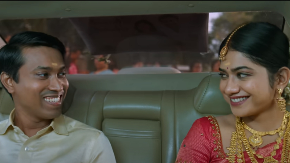Mandakini: അൽത്താഫും അനാർക്കലിയും ഒന്നിക്കുന്ന 'മന്ദാകിനി'; വീഡിയോ ഗാനം എത്തി Mandakini: അൽത്താഫും അനാർക്കലിയും ഒന്നിക്കുന്ന 'മന്ദാകിനി'; വീഡിയോ ഗാനം എത്തി