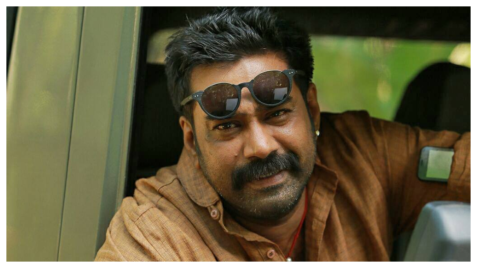 Biju Menon 30 Years: ബിജു മേനോന്റെ മൂന്ന് പതിറ്റാണ്ടുകൾ... ആ നാഴികക്കല്ലും കടന്ന് താരം, ആഘോഷം Biju Menon 30 Years: ബിജു മേനോന്റെ മൂന്ന് പതിറ്റാണ്ടുകൾ... ആ നാഴികക്കല്ലും കടന്ന് താരം, ആഘോഷം