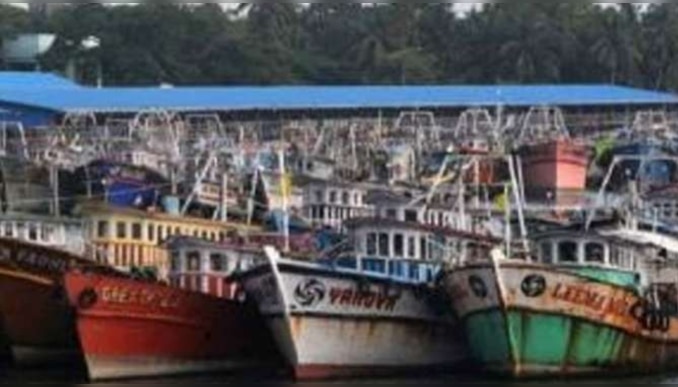 Trawling Ban: സംസ്ഥാനത്ത് ട്രോളിങ് നിരോധനം ഏർപ്പെടുത്തി; ജൂൺ 10 മുതൽ, നിരോധനം 52 ദിവസം