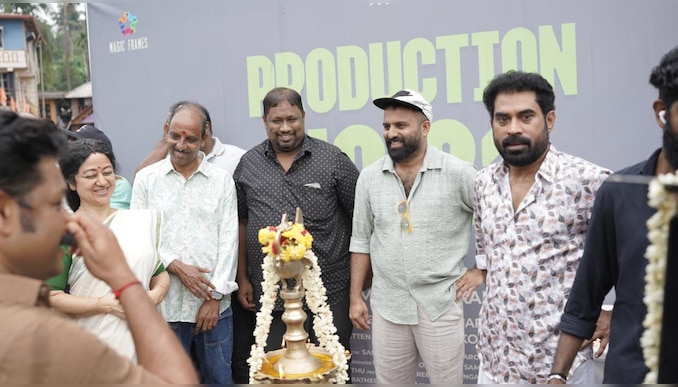 Production Number 31:  ലിസ്റ്റിൻ സ്റ്റീഫനോടൊപ്പം നിർമ്മാണ രംഗത്തേക്ക് ചുവടുവച്ച് സുരാജ് വെഞ്ഞാറമൂട്; "പ്രൊഡക്ഷൻ നമ്പർ 31" മൂകാംബികയിൽ ആരംഭിച്ചു  