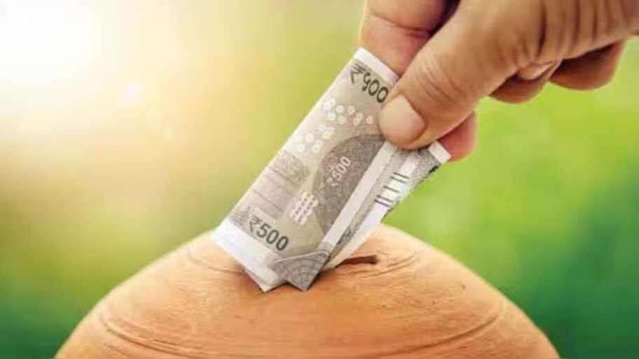 Crorepati via PPF Investment: നിങ്ങള്‍ക്കും കോടീശ്വരനാകാം... വിരമിക്കുമ്പോള്‍ ആരുടേയും സഹായവും തേടേണ്ട! ഇതാണ് വഴി...