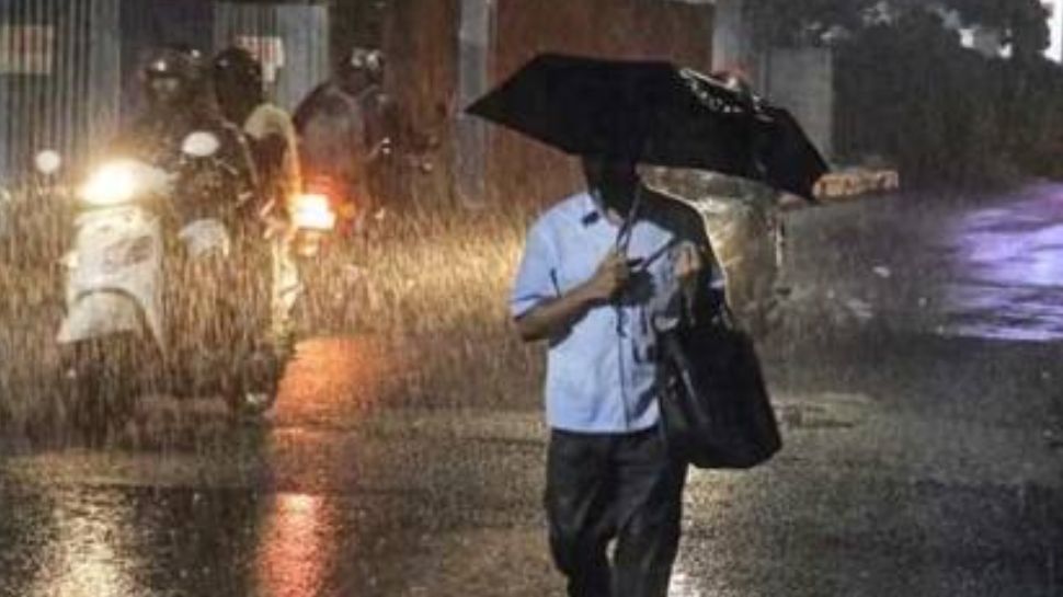 Rain Alert Kerala: സംസ്ഥാനത്ത് അടുത്ത അഞ്ച് ദിവസം ഒറ്റപ്പെട്ട ശക്തമായ മഴയ്ക്ക് സാധ്യതയെന്ന് മുന്നറിയിപ്പ് Rain Alert Kerala: സംസ്ഥാനത്ത് അടുത്ത അഞ്ച് ദിവസം ഒറ്റപ്പെട്ട ശക്തമായ മഴയ്ക്ക് സാധ്യതയെന്ന് മുന്നറിയിപ്പ്