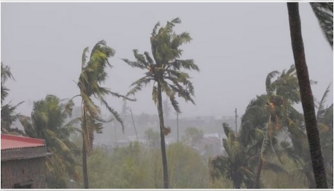 Kerala weather: സംസ്ഥാനത്ത് വീണ്ടും മഴ കനക്കും; രണ്ട് ജില്ലകളിൽ ഓറഞ്ച് അലർട്ട്