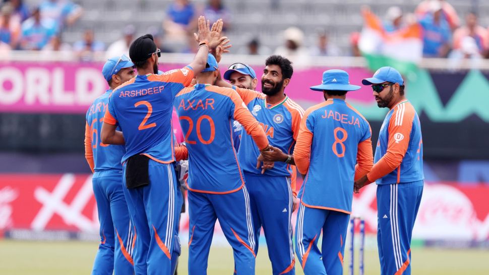 T-20 World Cup India vs Pakistan Highlights: പാകിസ്ഥാനെതിരെ ഇന്ത്യക്ക് ത്രില്ലിങ് ജയം; എറിഞ്ഞുനേടി ഇന്ത്യൻ ബൗളർമാർ T-20 World Cup India vs Pakistan Highlights: പാകിസ്ഥാനെതിരെ ഇന്ത്യക്ക് ത്രില്ലിങ് ജയം; എറിഞ്ഞുനേടി ഇന്ത്യൻ ബൗളർമാർ