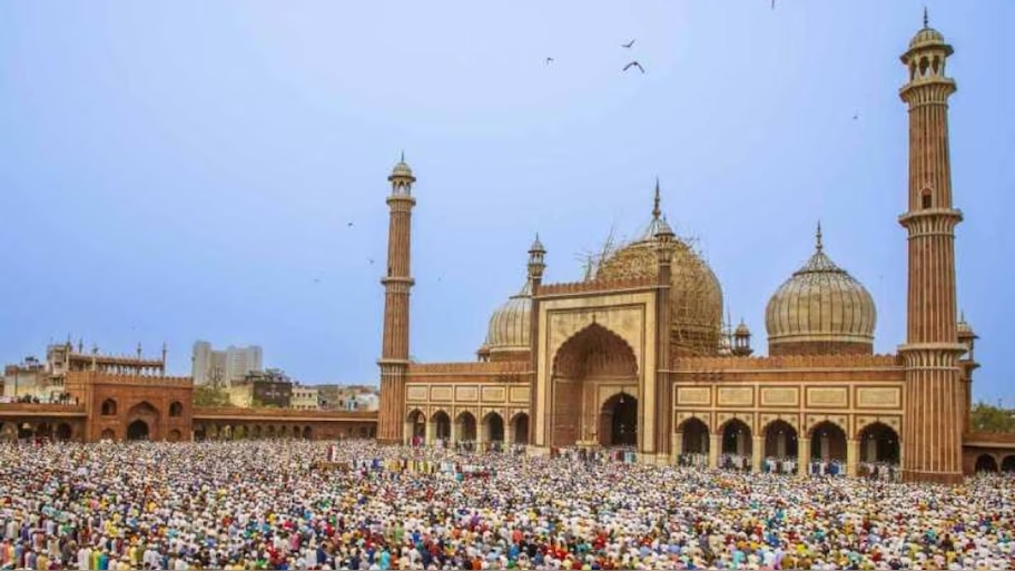 Bakrid: ത്യാഗസ്മരണയില്‍ ഇന്ന് ബലി പെരുന്നാള്‍; ആഘോഷ നിറവില്‍ വിശ്വാസികള്‍