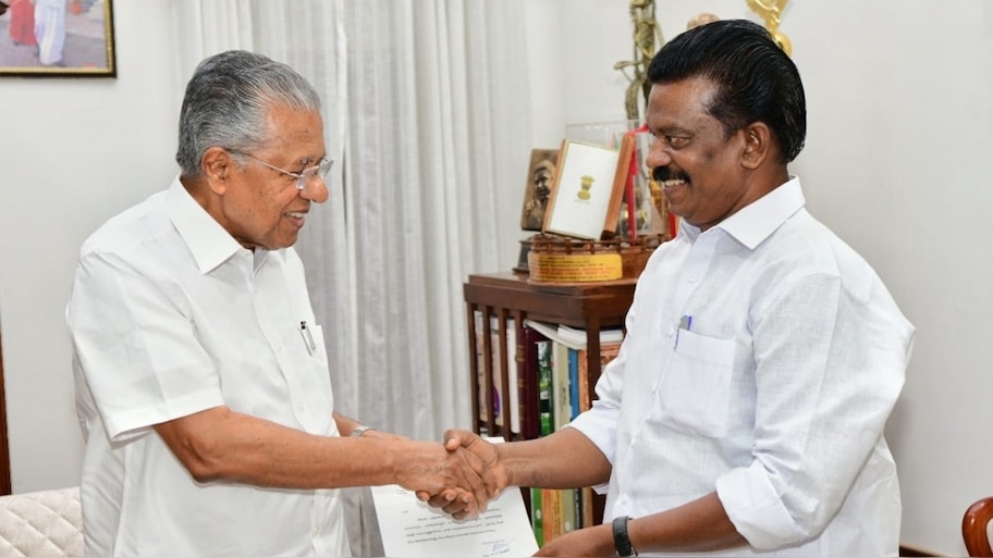 K Radhakrishnan: ദേവസ്വം വകുപ്പ് മന്ത്രി കെ. രാധാകൃഷ്ണൻ രാജിവെച്ചു; പടിയിറക്കം ചരിത്ര ഉത്തരവ് ഇറക്കിയ ശേഷം