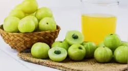 Amla Juice: നെല്ലിക്ക ജ്യൂസ് കുടിച്ചാൽ ശരീരഭാരം കുറയുമോ? ഇത്രയും ​ഗുണങ്ങൾ