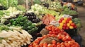 Kerala Vegetable Price Hike:  സംസ്ഥാനത്ത് പച്ചക്കറിവില വമ്പൻ കുതിപ്പിൽ! തക്കാളിക്ക് തീ വില