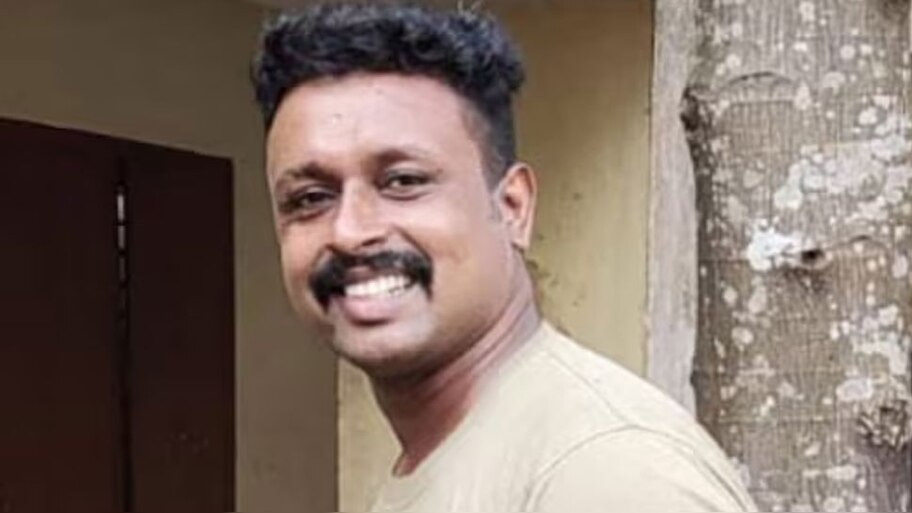 Police Officer Found Dead: തിരുവനന്തപുരത്ത് പോലീസ് ഉദ്യോഗസ്ഥൻ തൂങ്ങിമരിച്ച നിലയിൽ; മൃതദേഹത്തിന് രണ്ടു ദിവസത്തെ പഴക്കം