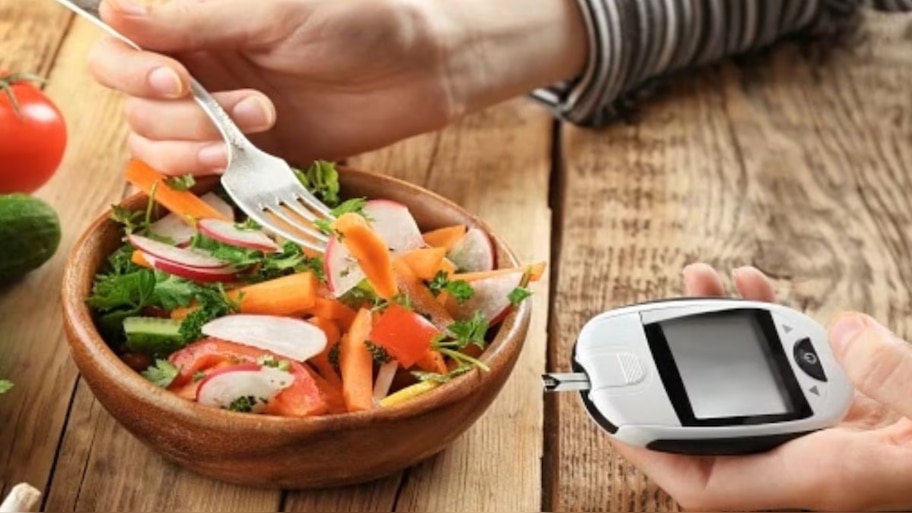 Diabetes: മരുന്നില്ലാതെ പ്രമേഹം നിയന്ത്രിക്കാം; 5:2 ഡയറ്റ് പ്ലാനിലുണ്ട് പരിഹാരം