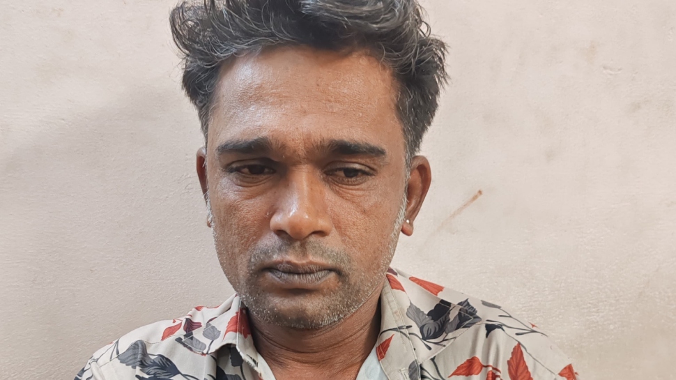 Crime News: കാപ്പ കേസ് പ്രതി അറസ്റ്റിൽ; അറസ്റ്റിലായത് ഇരുപതോളം കേസുകളിലെ പ്രതി Crime News: കാപ്പ കേസ് പ്രതി അറസ്റ്റിൽ; അറസ്റ്റിലായത് ഇരുപതോളം കേസുകളിലെ പ്രതി