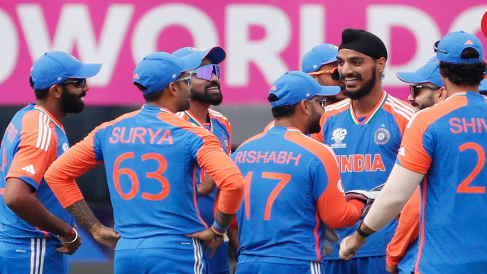 IND vs ENG Semi Final: കണക്ക് തീർത്ത് ഇന്ത്യ; ഇംഗ്ലണ്ടിനെ എറിഞ്ഞുവീഴ്ത്തി T20 ഫൈനലിൽ! IND vs ENG Semi Final: കണക്ക് തീർത്ത് ഇന്ത്യ; ഇംഗ്ലണ്ടിനെ എറിഞ്ഞുവീഴ്ത്തി T20 ഫൈനലിൽ!