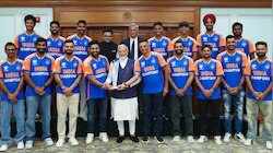 Team India with PM: പ്രധാനമന്ത്രിക്കൊപ്പം ഇന്ത്യൻ ടീം താരങ്ങൾ - ചിത്രങ്ങൾ കാണാം