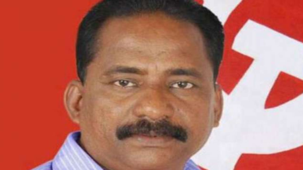 TP Murder Case: കുറ്റവാളികളുടെ ഹർജി സുപ്രീംകോടതി ഇന്ന് പരിഗണിക്കും TP Murder Case: കുറ്റവാളികളുടെ ഹർജി സുപ്രീംകോടതി ഇന്ന് പരിഗണിക്കും