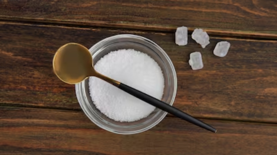 Daily Salt Intake: ഉപ്പ് വേണം, അമിതമാകരുത്; ചെറുതല്ല പ്രശ്നങ്ങൾ Daily Salt Intake: ഉപ്പ് വേണം, അമിതമാകരുത്; ചെറുതല്ല പ്രശ്നങ്ങൾ