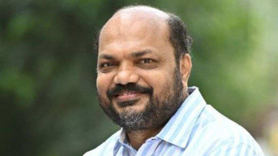 Minister P Rajeev: സുപ്രീംകോടതിയുടേത് സാധാരണ നടപടിക്രമം; അമീറുൽ ഇസ്ലാമിന്റെ വധശിക്ഷ സ്റ്റേ ചെയ്ത നടപടിയിൽ പ്രതികരിച്ച് മന്ത്രി പി. രാജീവ് Minister P Rajeev: സുപ്രീംകോടതിയുടേത് സാധാരണ നടപടിക്രമം; അമീറുൽ ഇസ്ലാമിന്റെ വധശിക്ഷ സ്റ്റേ ചെയ്ത നടപടിയിൽ പ്രതികരിച്ച് മന്ത്രി പി. രാജീവ്