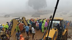 Wayanad Landslide: സംസ്ഥാനം കണ്ട ഏറ്റവും വലിയ ദുരന്തം; വയനാട് ചൂരൽമലയിലെ ഉരുൾപൊട്ടലിൽ മരണം 119 ആയി
