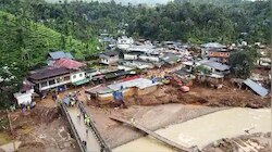  Wayanad Landslide: വയനാട്ടിലെ ദുരിതബാധിത മേഖലയിലെ ഭക്ഷണവിതരണത്തെച്ചൊല്ലി വിവാദം; വ്യാജപ്രചരണം നടത്തരുതെന്ന് കളക്ടർ