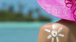 Sun tan: തക്കാളിയും മഞ്ഞളുമുണ്ടോ? ഞൊടിയിടയിൽ സൺ ടാൻ മാറ്റാം