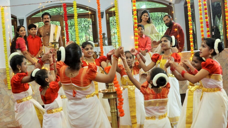 Onam 2024: പൊന്നോണത്തിന്റെ ഓളങ്ങളറിഞ്ഞ് സംഗീത ആൽബം; 'സാരംഗീരവം 2024' ഉടൻ