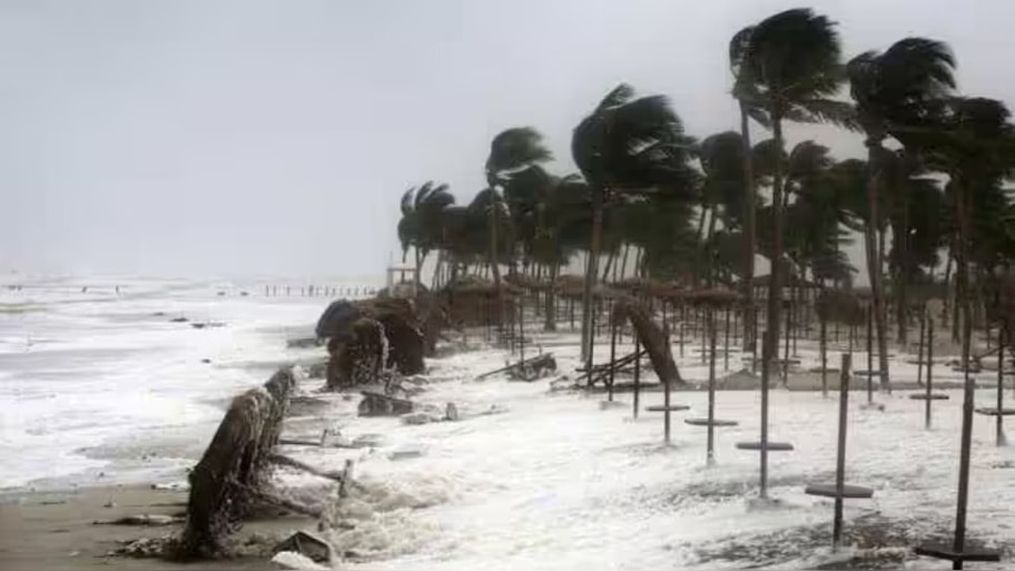 Kerala Rain Alert: മഴയിൽ മുങ്ങുമോ ഓണം? വരും മണിക്കൂറുകളിൽ ആറ് ജില്ലകളിൽ മഴക്ക് സാധ്യത