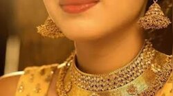 Today's Gold Rate: തിരുവോണമായിട്ട് സ്വർണം വാങ്ങാൻ പോകുന്നുണ്ടോ? വില അറിയാം