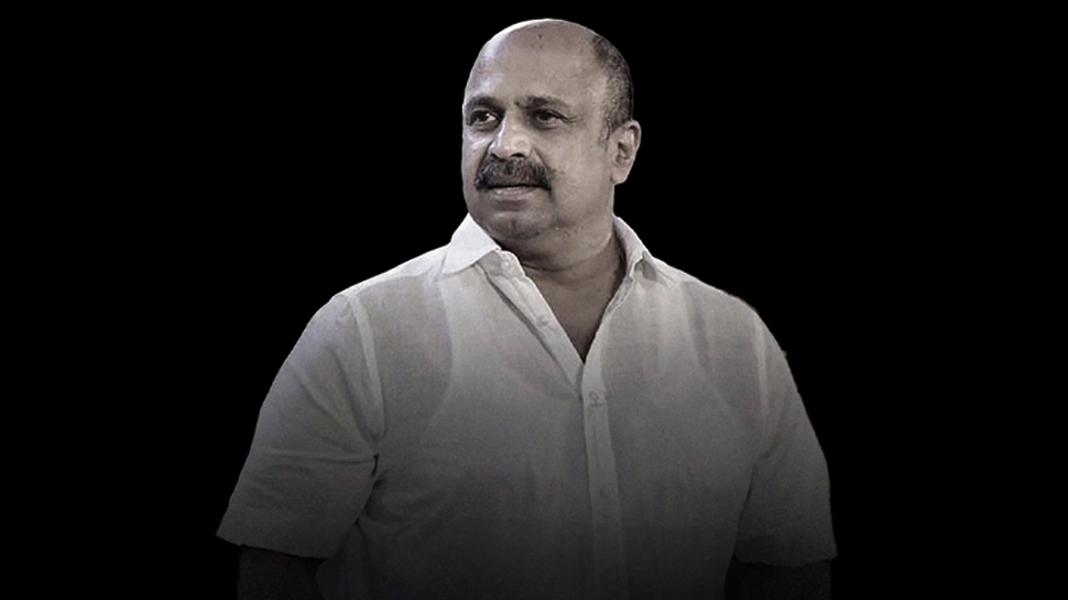 Siddique: സിദ്ദിഖ് ഒളിവിൽ? കളമശേരിയിലെ വീട്ടിലും ബന്ധുവീടുകളിലും പരിശോധന, കൊച്ചിയിലെ ഹോട്ടലുകളിലും തിരച്ചിൽ Siddique: സിദ്ദിഖ് ഒളിവിൽ? കളമശേരിയിലെ വീട്ടിലും ബന്ധുവീടുകളിലും പരിശോധന, കൊച്ചിയിലെ ഹോട്ടലുകളിലും തിരച്ചിൽ