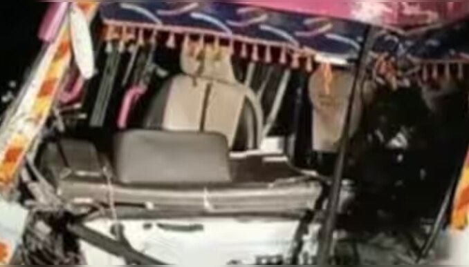 Tamil Nadu Accident: കള്ളക്കുറിച്ചിയിൽ തീർത്ഥാടകർ സ‍ഞ്ചരിച്ച വാൻ അപകടത്തിൽപ്പെട്ടു; 6 പേർക്ക് ദാരുണാന്ത്യം