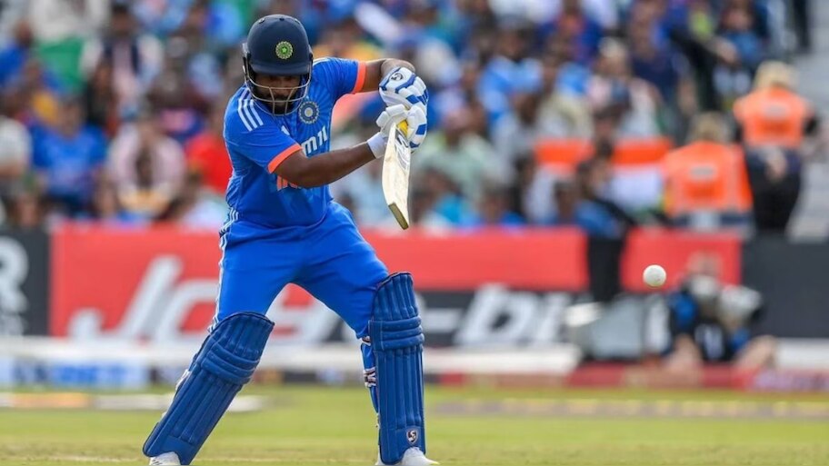 IND vs BAN: ഇടം നേടി സഞ്ജു! ബം​ഗ്ലാദേശിനെതിരായ ടി20 പരമ്പരയിൽ പ്രധാന വിക്കറ്റ് കീപ്പര്‍! പുതുമുഖങ്ങളും ടീമിൽ