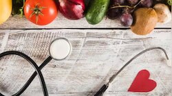 Heart health: ഹൃദയത്തെ കാക്കാം ആരോ​ഗ്യത്തോടെ... ഈ ഭക്ഷണങ്ങൾ മറക്കാതെ കഴിക്കാം
