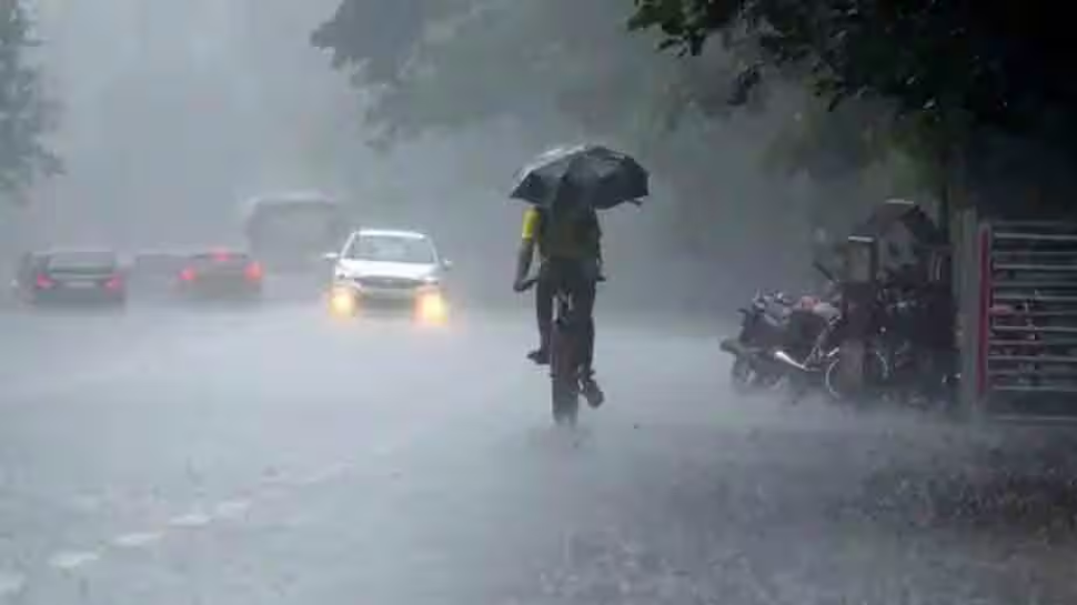 Kerala Rain Update: ഒറ്റപ്പെട്ട ശക്തമായ മഴ, ഇടിമിന്നലിനും സാധ്യത; സംസ്ഥാനത്ത് ഇന്ന് 8 ജില്ലകളിൽ യെല്ലോ അലർട്ട് Kerala Rain Update: ഒറ്റപ്പെട്ട ശക്തമായ മഴ, ഇടിമിന്നലിനും സാധ്യത; സംസ്ഥാനത്ത് ഇന്ന് 8 ജില്ലകളിൽ യെല്ലോ അലർട്ട്