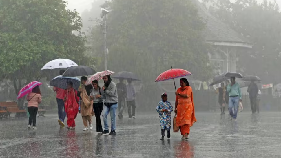 Kerala Rain Alert ന്യൂനമർദ്ദം, ചക്രവാതച്ചുഴി; സംസ്ഥാനത്ത് അതിശക്ത മഴയ്ക്ക് സാധ്യത, 7 ജില്ലകളിൽ യെല്ലോ അലർട്ട് Kerala Rain Alert ന്യൂനമർദ്ദം, ചക്രവാതച്ചുഴി; സംസ്ഥാനത്ത് അതിശക്ത മഴയ്ക്ക് സാധ്യത, 7 ജില്ലകളിൽ യെല്ലോ അലർട്ട്