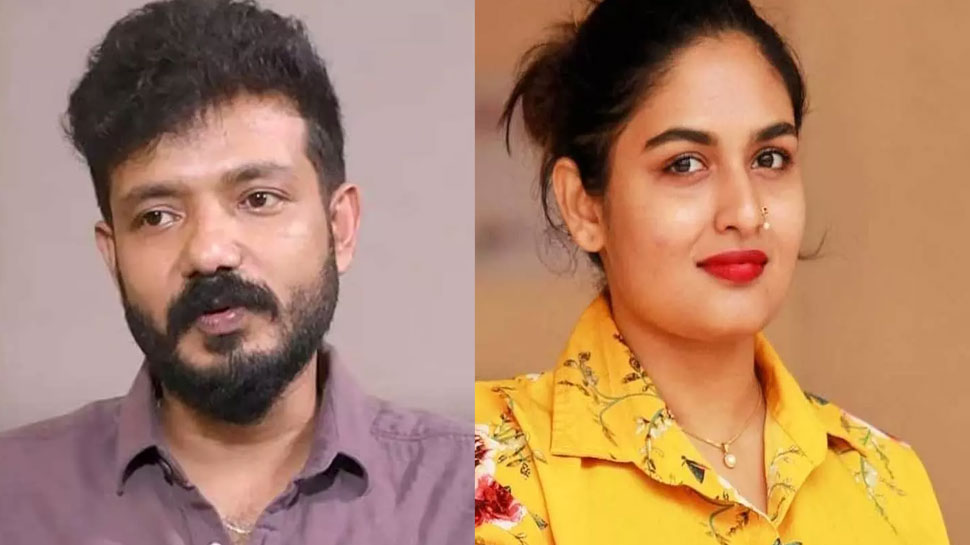 Narcotics Case: പ്രയാഗയുടെ മൊഴി വിശ്വാസത്തിലെടുത്ത് പോലീസ്; ഭാസിയുടെ മൊഴികളിൽ പൊരുത്തക്കേടുകൾ Narcotics Case: പ്രയാഗയുടെ മൊഴി വിശ്വാസത്തിലെടുത്ത് പോലീസ്; ഭാസിയുടെ മൊഴികളിൽ പൊരുത്തക്കേടുകൾ